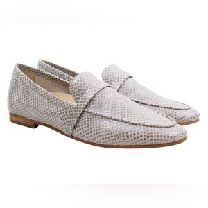 Vionic Women's Textured Reptile Gray Flat Loafer